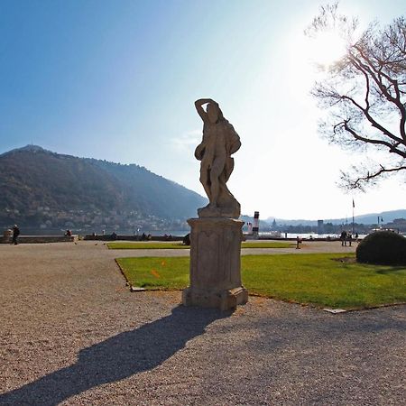 Art Design Appartamento Con Terrazzo By Logicasa Lake Como Bagian luar foto